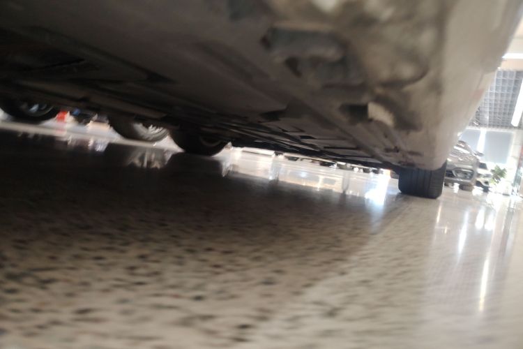 奔驰A级 2020款 改款 A 180 L 运动轿车特殊配置局部细节9001