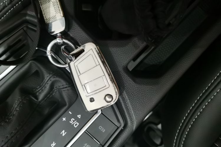 大众 朗逸 2024款 300TSI DSG满逸版中控内饰11