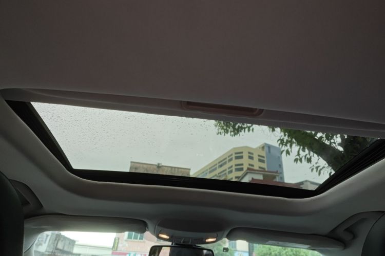 福特 蒙迪欧 2013款 1.5L GTDi180时尚型中控内饰22