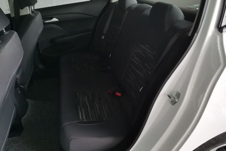 雪佛兰 科沃兹 2019款 320 自动欣享天窗版中控内饰21