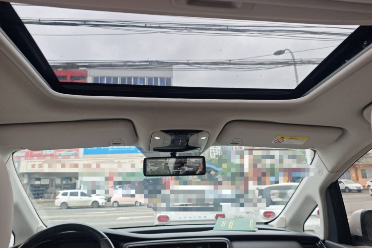 广汽传祺 传祺M8 2018款 320T 尊享版中控内饰22