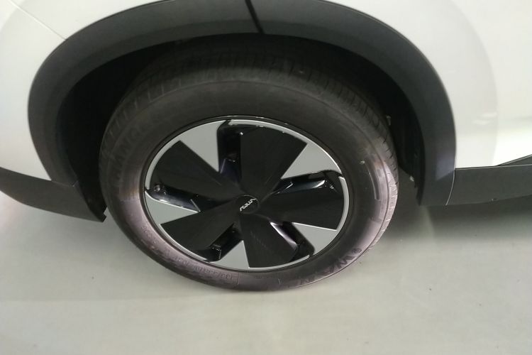 东风风神 风神L7新能源 2024款 205 Plus车身外观6002