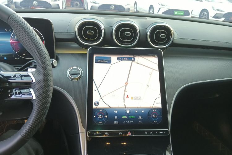 奔驰C级 2023款 改款 C 200 L 运动版中控内饰16