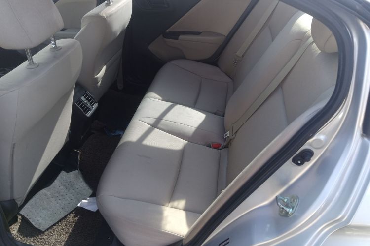 本田 锋范 2015款 1.5L 手动豪华版中控内饰21