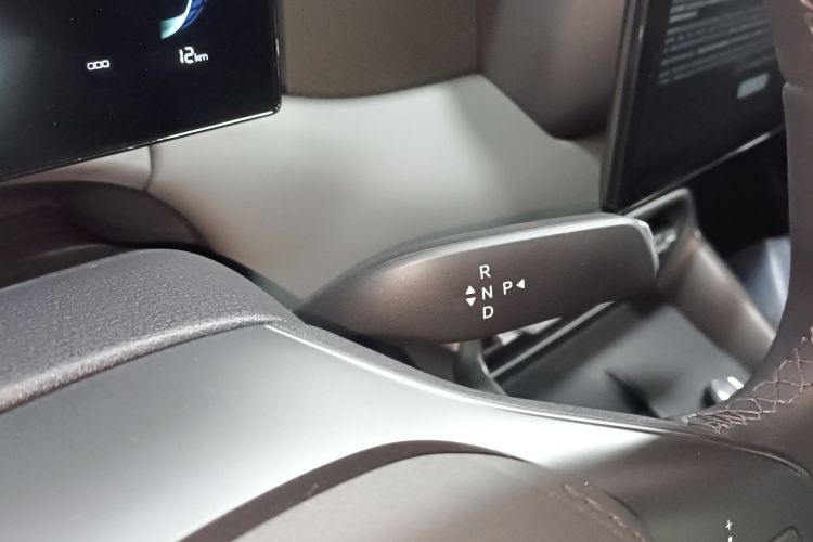 比亚迪 秦PLUS 2025款 DM-i 智驾版 128KM进取型局部细节18