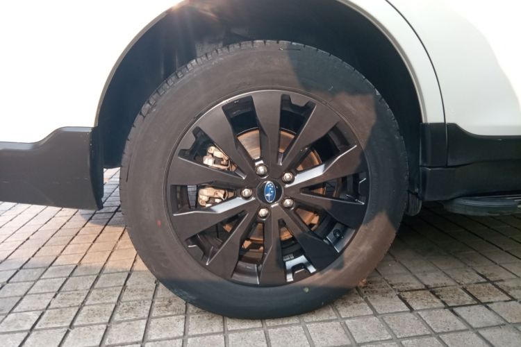 斯巴鲁 傲虎 2020款 改款 2.5i 特装版 EyeSight车身外观6008