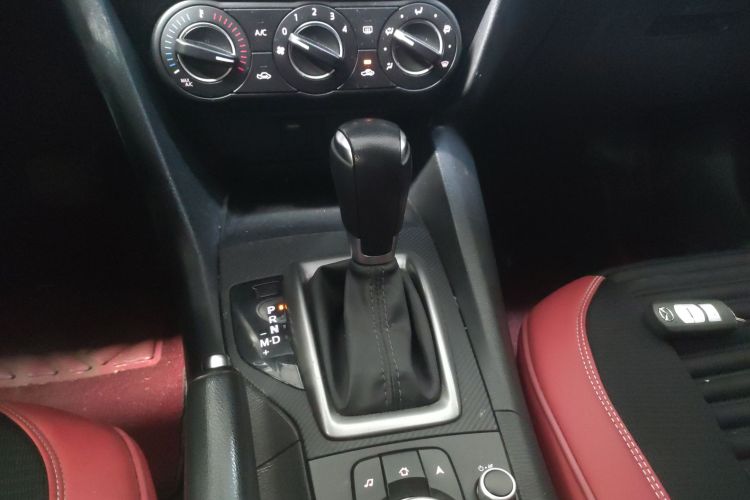 马自达3 昂克赛拉 2017款 三厢 1.5L 自动舒适型 国V中控内饰18