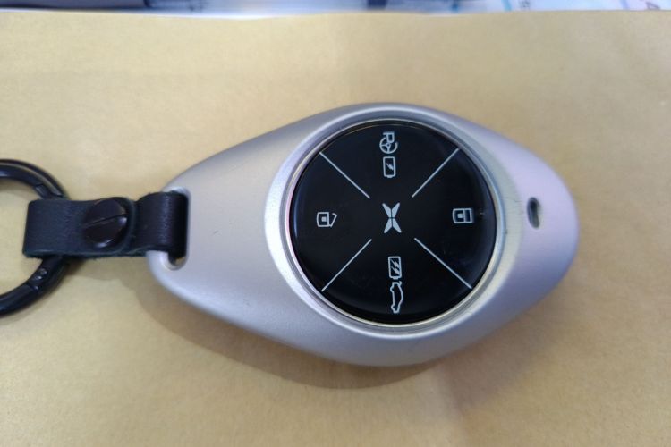 小鹏P7 2022款 480G中控内饰11