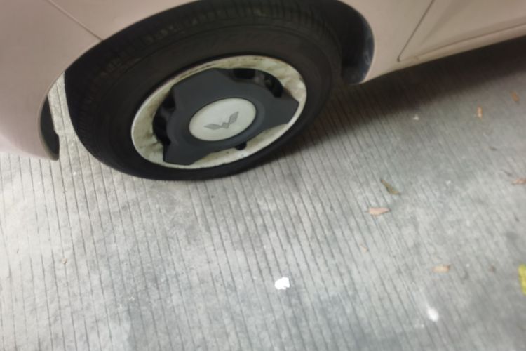 五菱汽车 宏光MINIEV 2022款 悦享款 磷酸铁锂车身外观6007