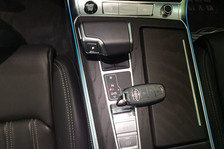 奥迪A6L 2024款 45 TFSI quattro 尊享致雅型局部细节18