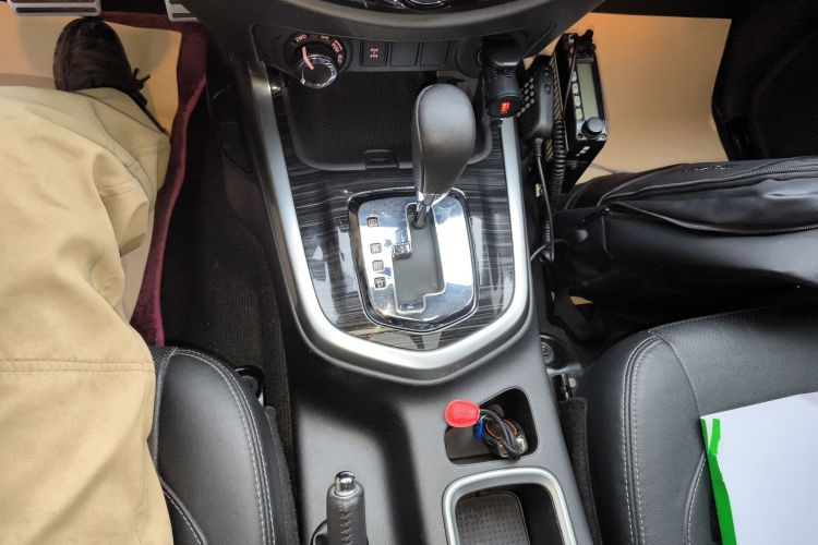 日产 途达 2020款 2.5L XV 4WD 自动四驱旗舰版局部细节18