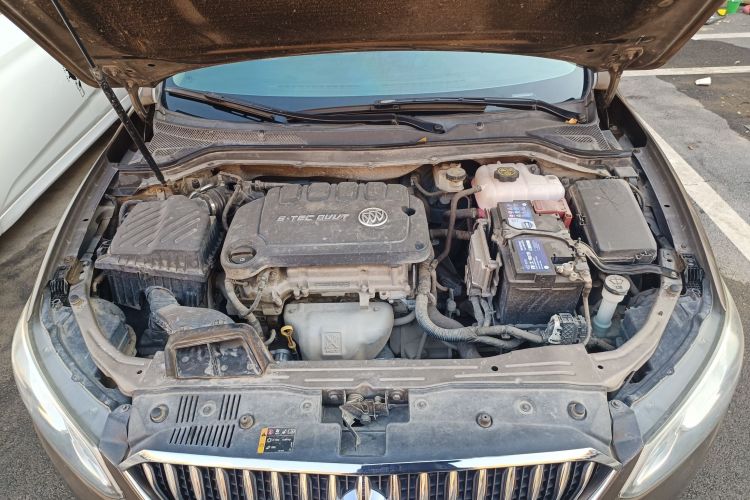 别克 英朗 2016款 15N 手动精英型机舱底盘24