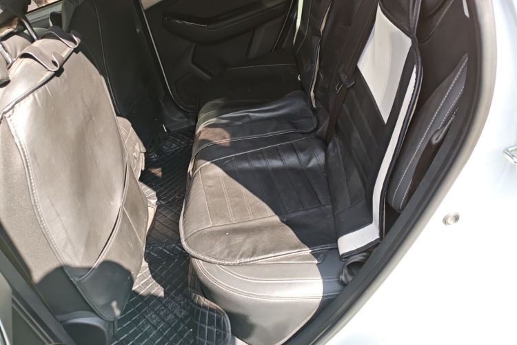 北京汽车 北京X3 2020款 1.5T 手动荣耀版PLUS中控内饰21