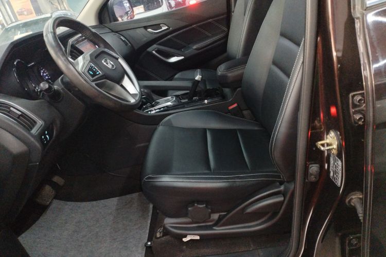 江铃 驭胜S350 2016款 2.0T 自动两驱汽油豪华版5座中控内饰19