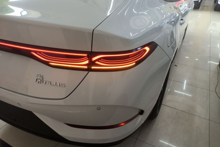 比亚迪 秦PLUS 2025款 DM-i 智驾版 128KM进取型车身外观6006