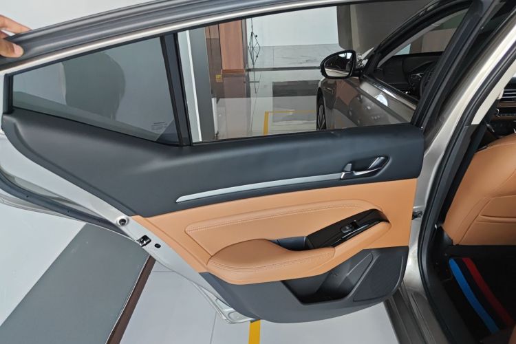 日产 天籁 2022款 2.0L XL-TLS 悦享版中控内饰7008