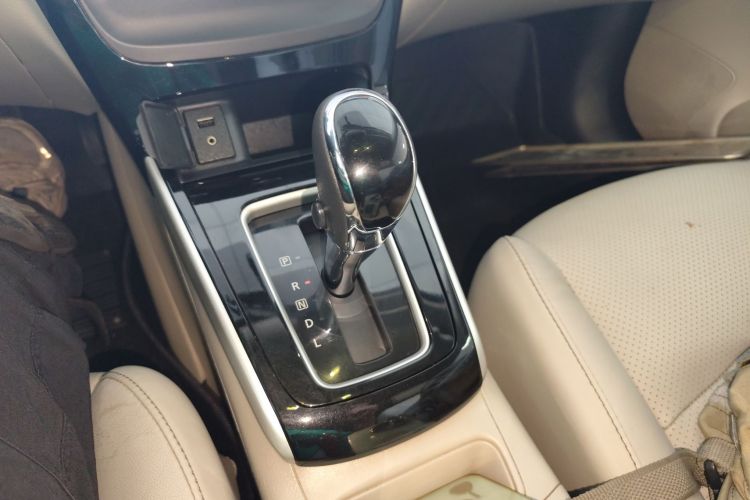 日产 轩逸 2016款 1.6XL  CVT尊享版局部细节18