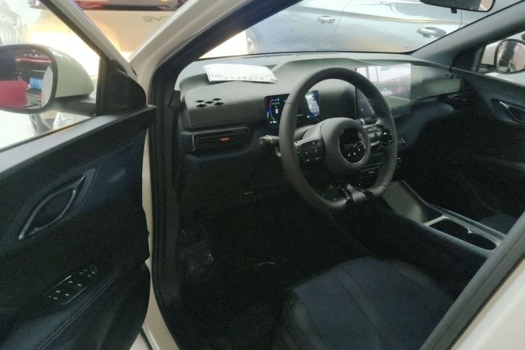 比亚迪 海鸥 2025款 305km 活力版中控内饰20