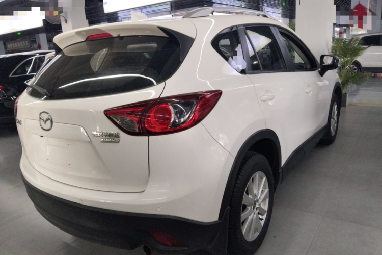马自达CX-5 2013款 2.0L 自动两驱舒适型车身外观7
