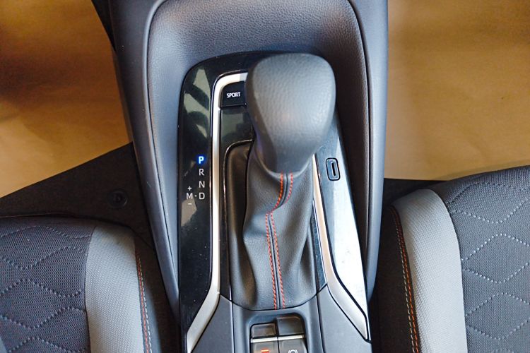 丰田 卡罗拉 2023款 1.2T 先锋版局部细节18