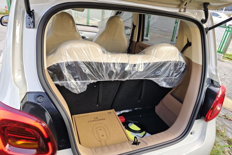 五菱汽车 宏光MINIEV 2025款 四门版 进阶款机舱底盘23