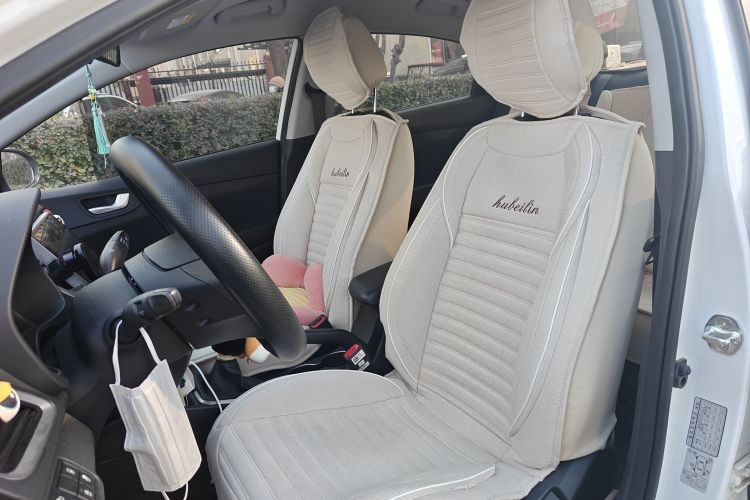 现代 悦纳 2020款 1.4L 手动GLS炫酷版中控内饰19