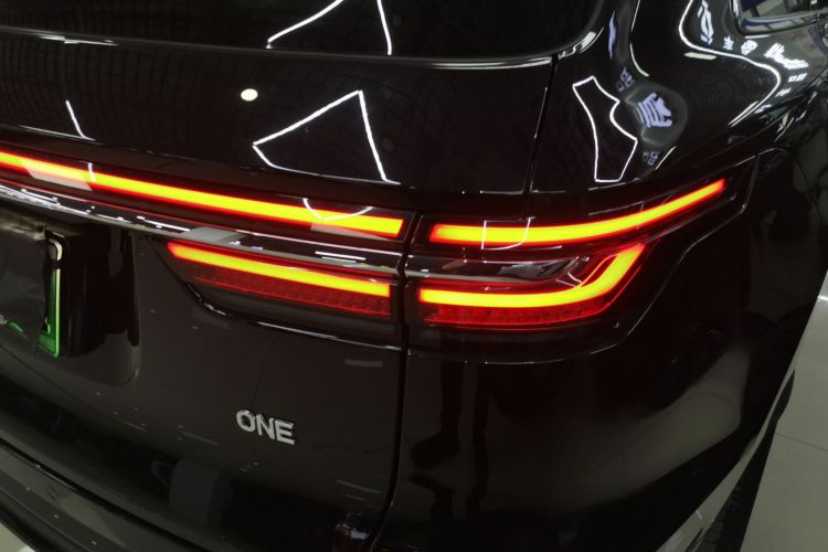 理想汽车 理想ONE 2020款 增程6座版车身外观9