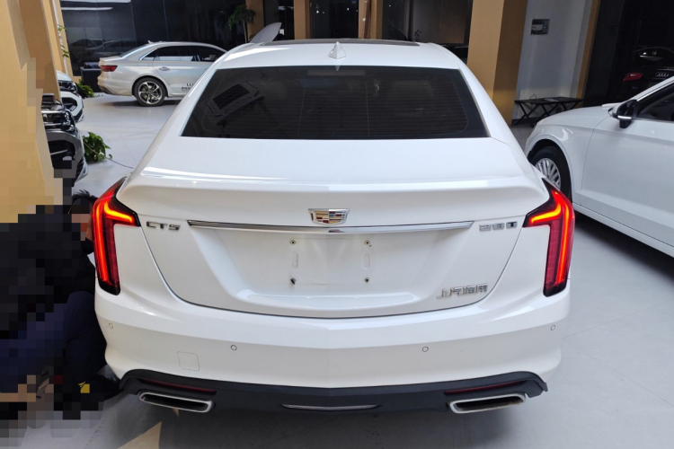 凯迪拉克CT5 2020款 28T 时尚型车身外观6