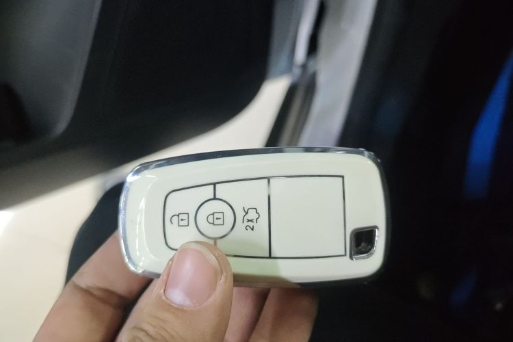 福特 福克斯 2017款 两厢 1.6L 自动舒适型智行版中控内饰11