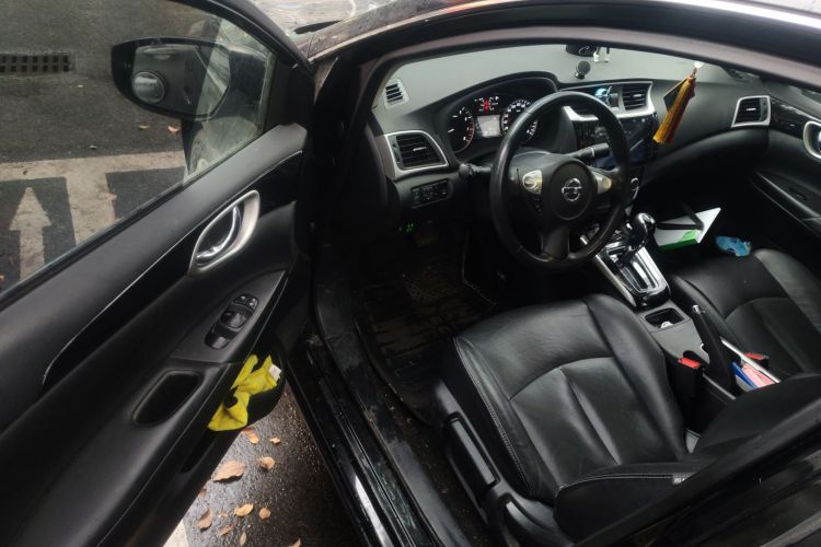 日产 轩逸 2019款 1.6XV CVT智联尊享版 国VI中控内饰20