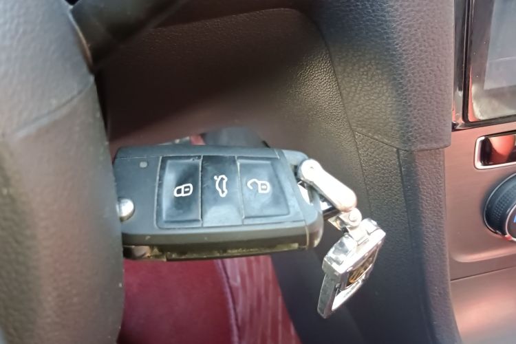 大众 高尔夫 2015款 1.6L 自动舒适型中控内饰11