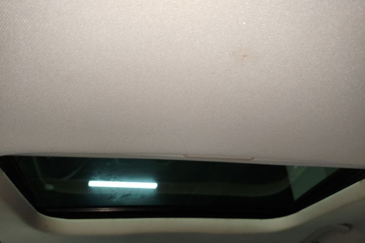 福特 蒙迪欧 2013款 2.0L GTDi200时尚型局部细节22