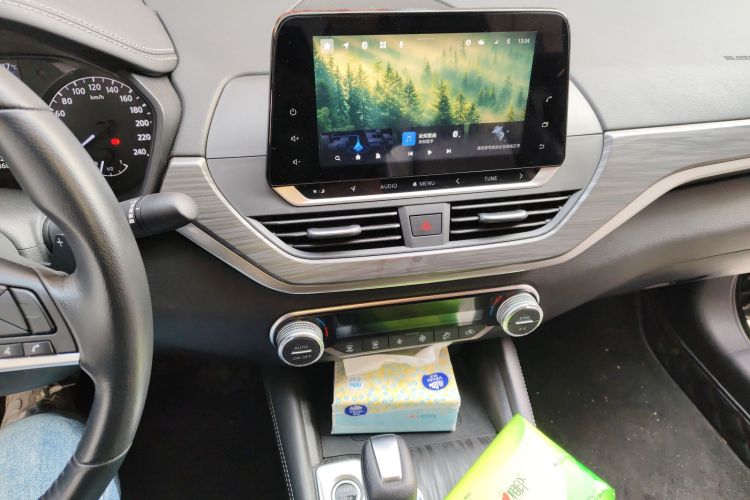 日产 天籁 2021款 2.0T XL 智进版中控内饰16