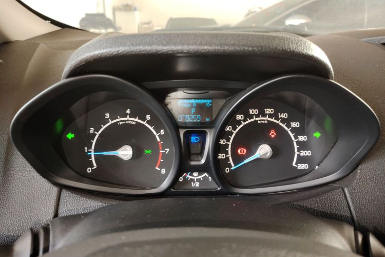 福特 翼搏 2013款 1.5L 自动风尚型局部细节14