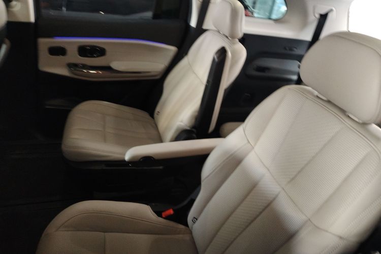 蔚来ES8 2020款 415KM 六座版中控内饰21