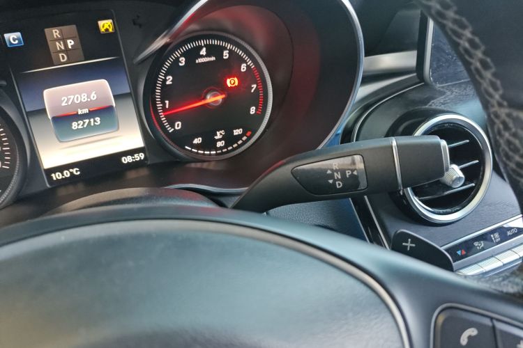 奔驰C级 2018款 C 180 L 时尚型运动版中控内饰18