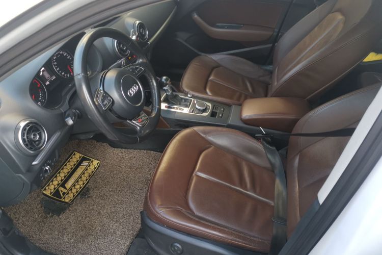 奥迪A3 2014款 Sportback 35 TFSI 自动舒适型局部细节19