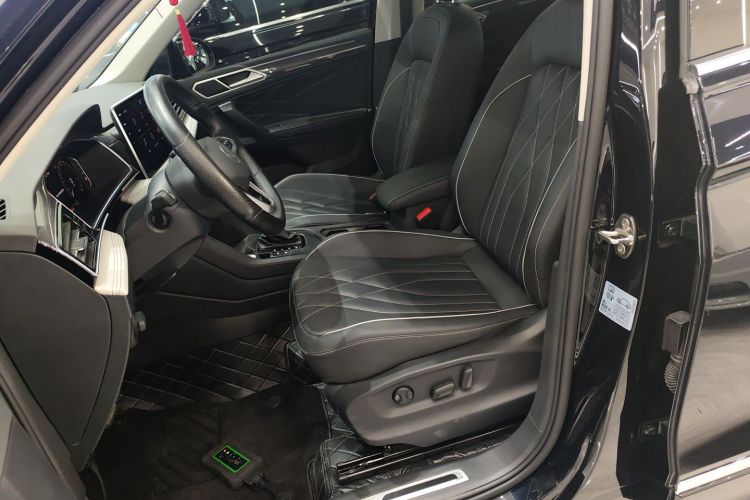 大众 途观L 2024款 330TSI 自动两驱R-Line越享版局部细节19