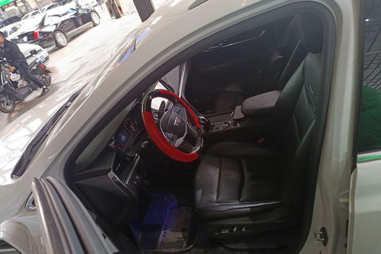 凯迪拉克XT5 2020款 改款 28T 豪华型中控内饰19