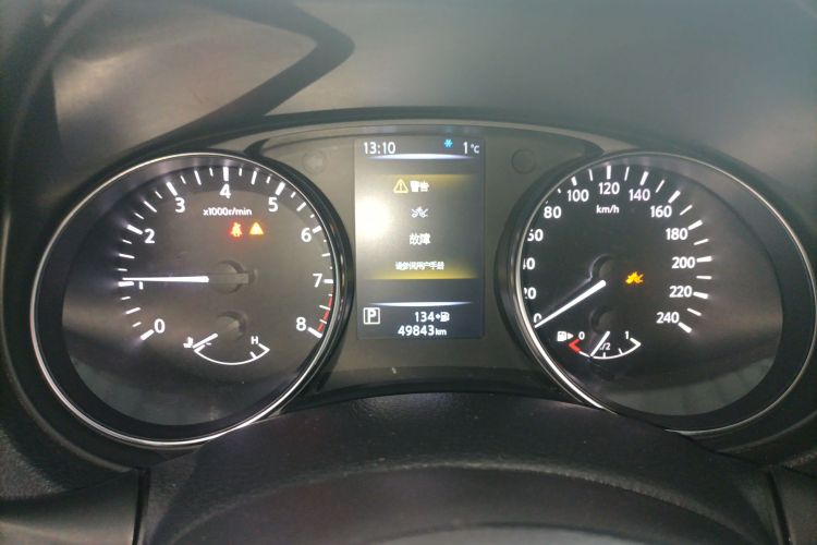 日产 逍客 2021款 2.0L CVT旗舰版局部细节14