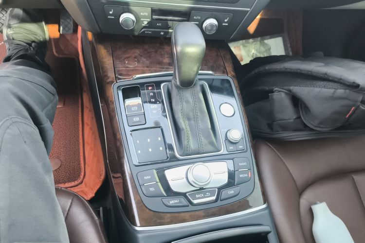 奥迪A6L 2016款 TFSI 舒适型局部细节18