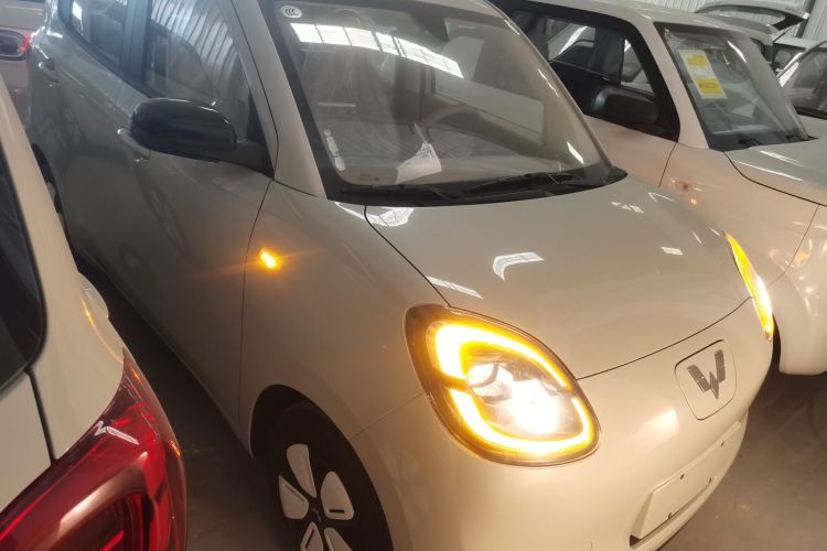 五菱汽车 宏光MINIEV 2025款 四门版 进阶款车身外观3