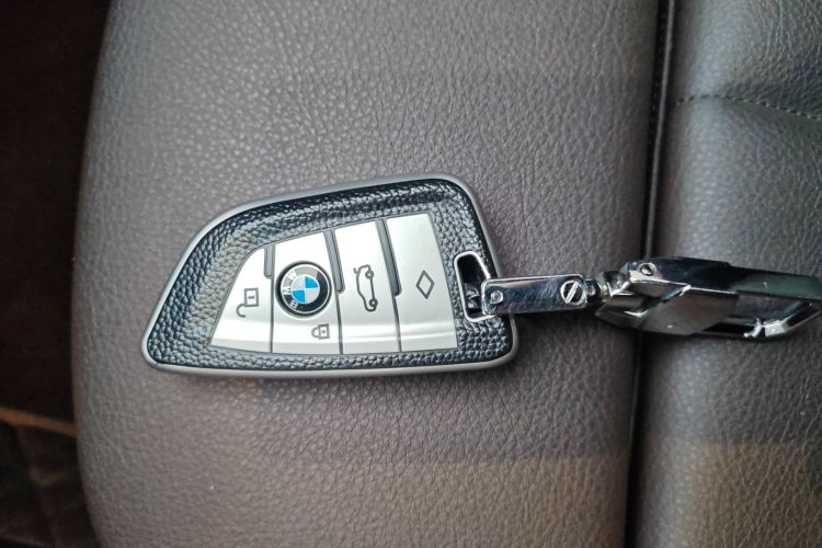 宝马X1 2021款 sDrive25Li 领先型中控内饰11