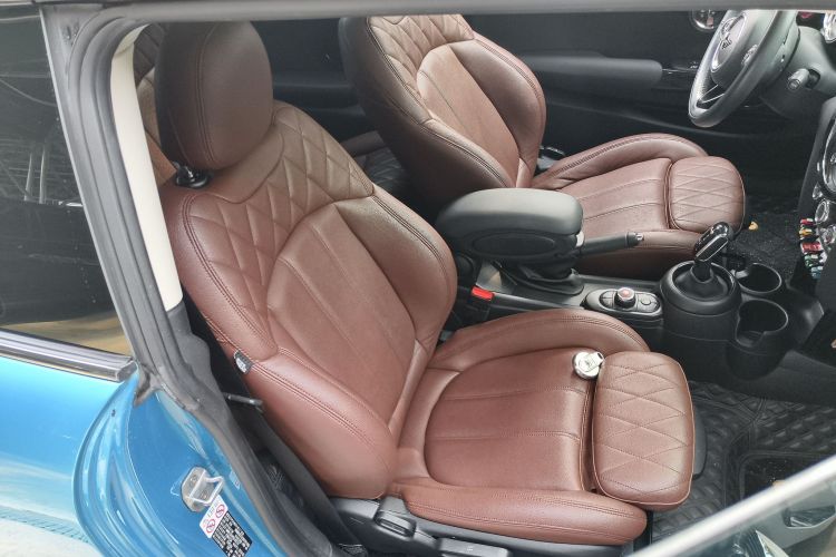 MINI 2018款 1.5T COOPER 经典派局部细节41