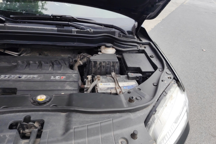 哈弗H6 2015款 改款 运动版 1.5T 手动两驱精英型局部细节9007