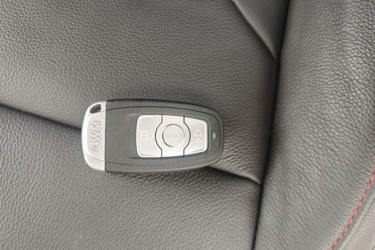 哈弗H6 2013款 运动版 1.5T 手动两驱精英型中控内饰11