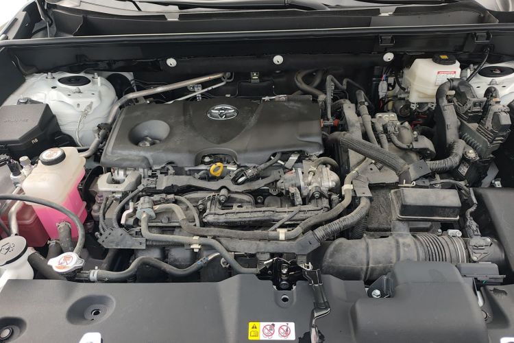 丰田 RAV4荣放 2023款 双擎 2.5L E-CVT两驱精英版机舱底盘24