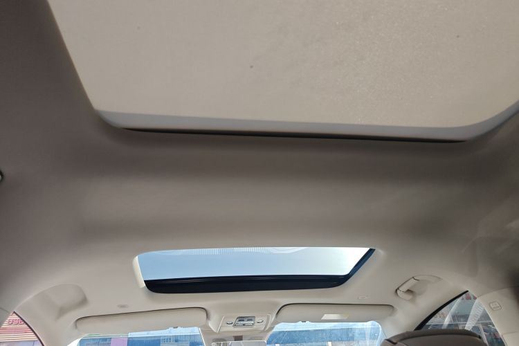 腾势D9 2024款 DM-i 980 四驱尊贵型中控内饰22