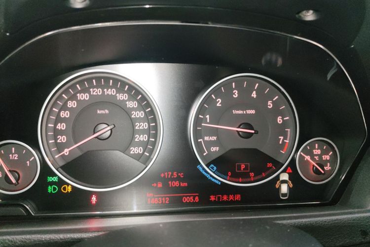 宝马3系GT 2018款 320i 时尚型中控内饰14