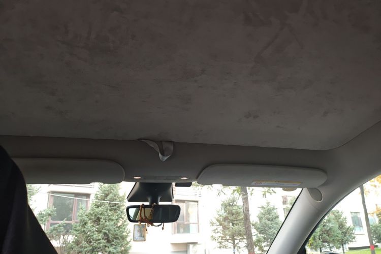 特斯拉 Model Y 2022款 后轮驱动版中控内饰22